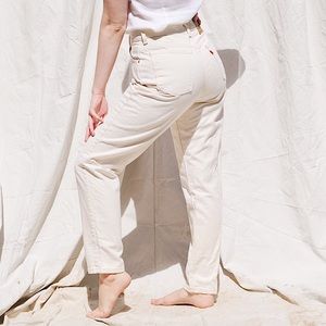 RARE Vintage Levi’s 921 High Waisted Mom Jeans